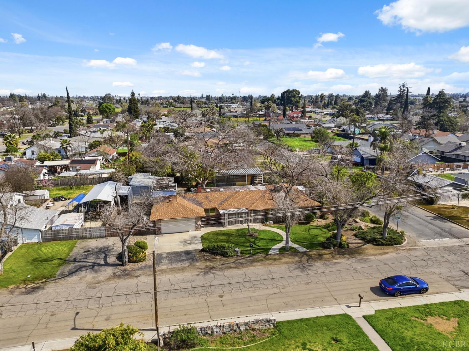 606 N Winery Ave, Fresno, CA 93727