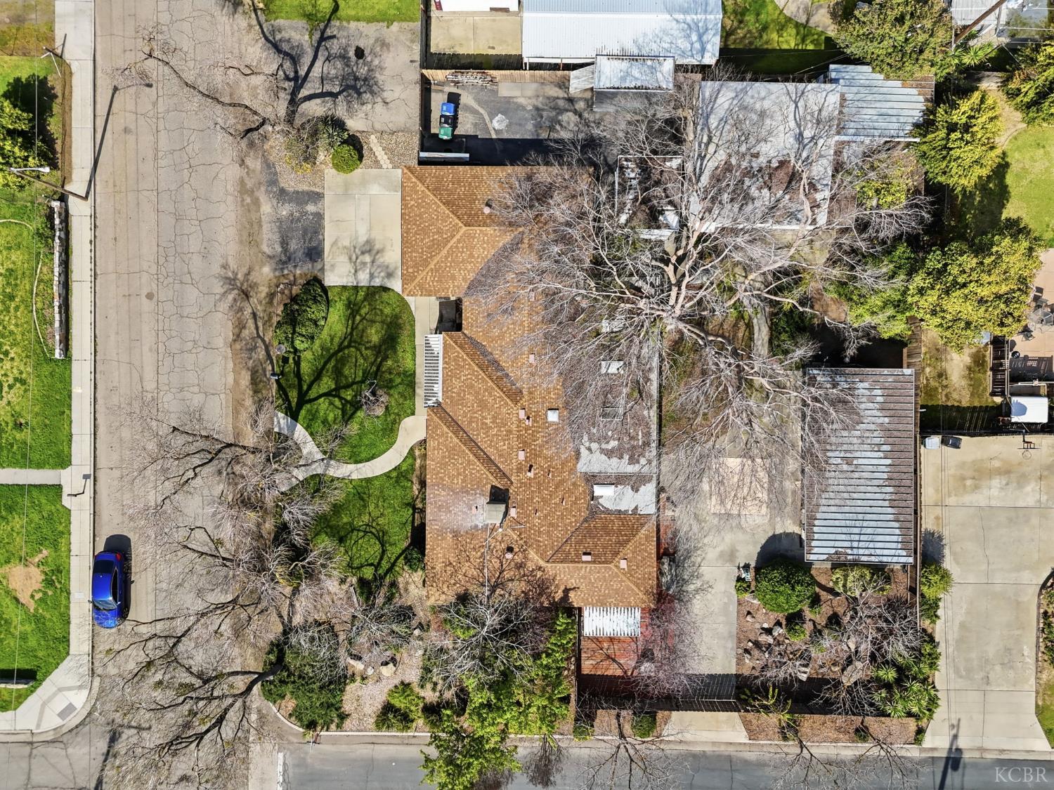 606 N Winery Ave, Fresno, CA 93727