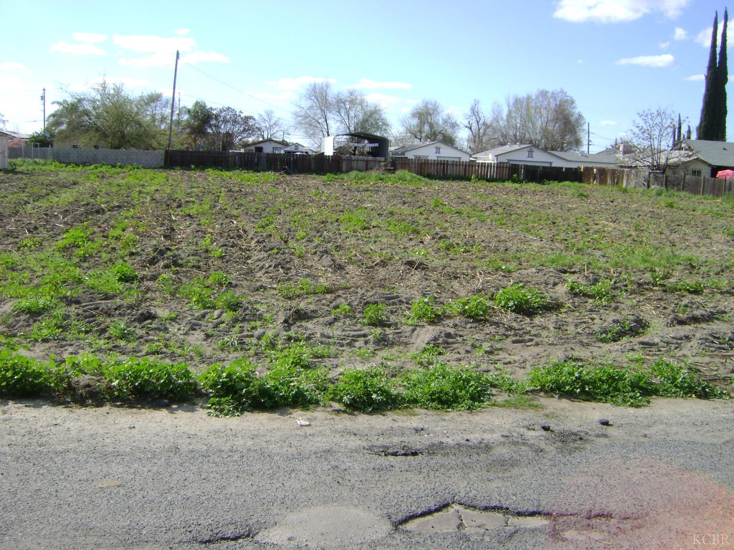 2006 Josephine Ave, Corcoran, CA 93212