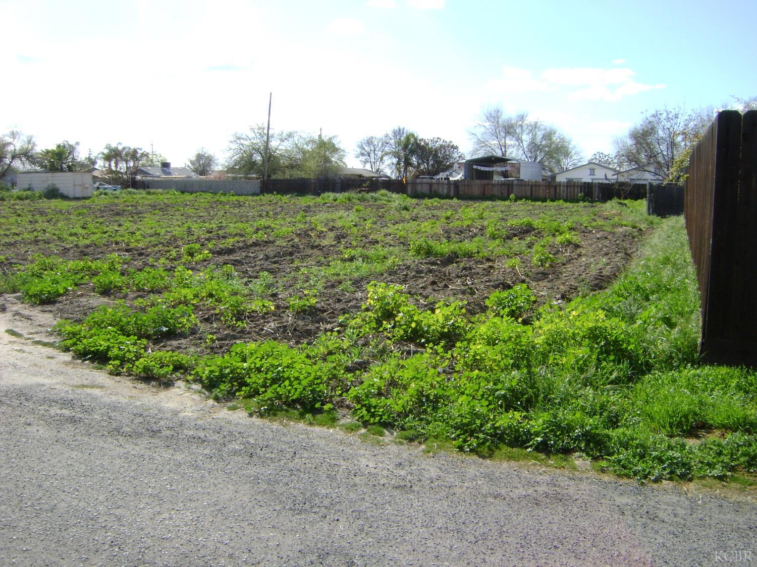 2006 Josephine Ave, Corcoran, CA 93212