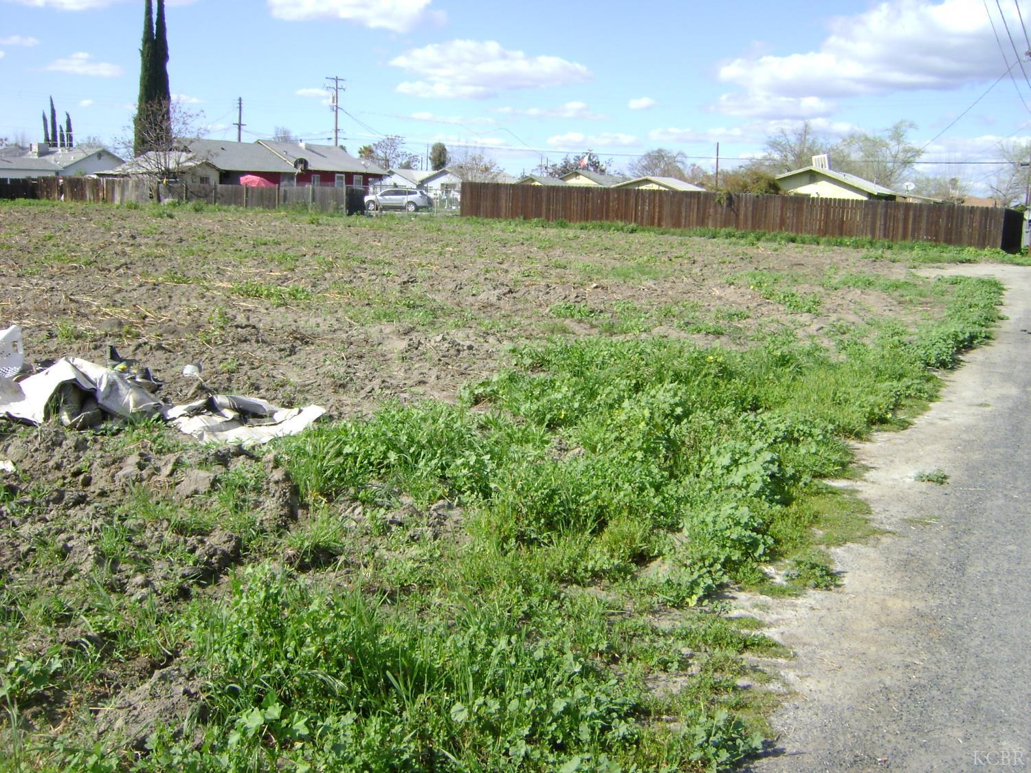 2006 Josephine Ave, Corcoran, CA 93212