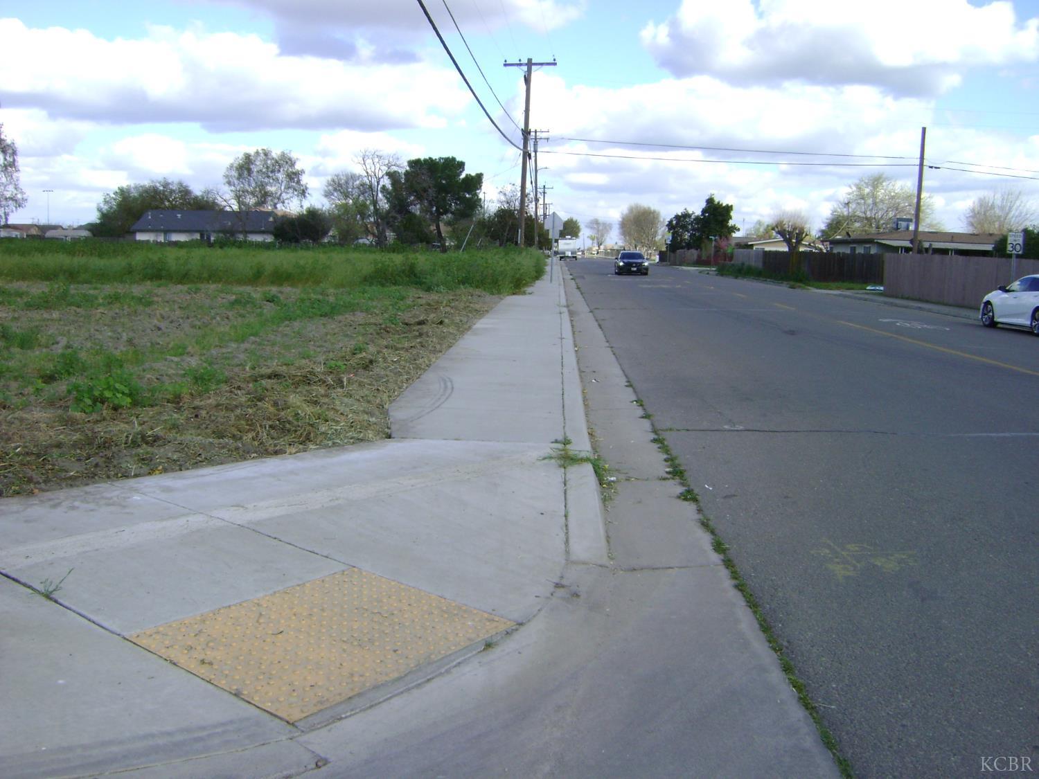 1766 North Ave, Corcoran, CA 93212