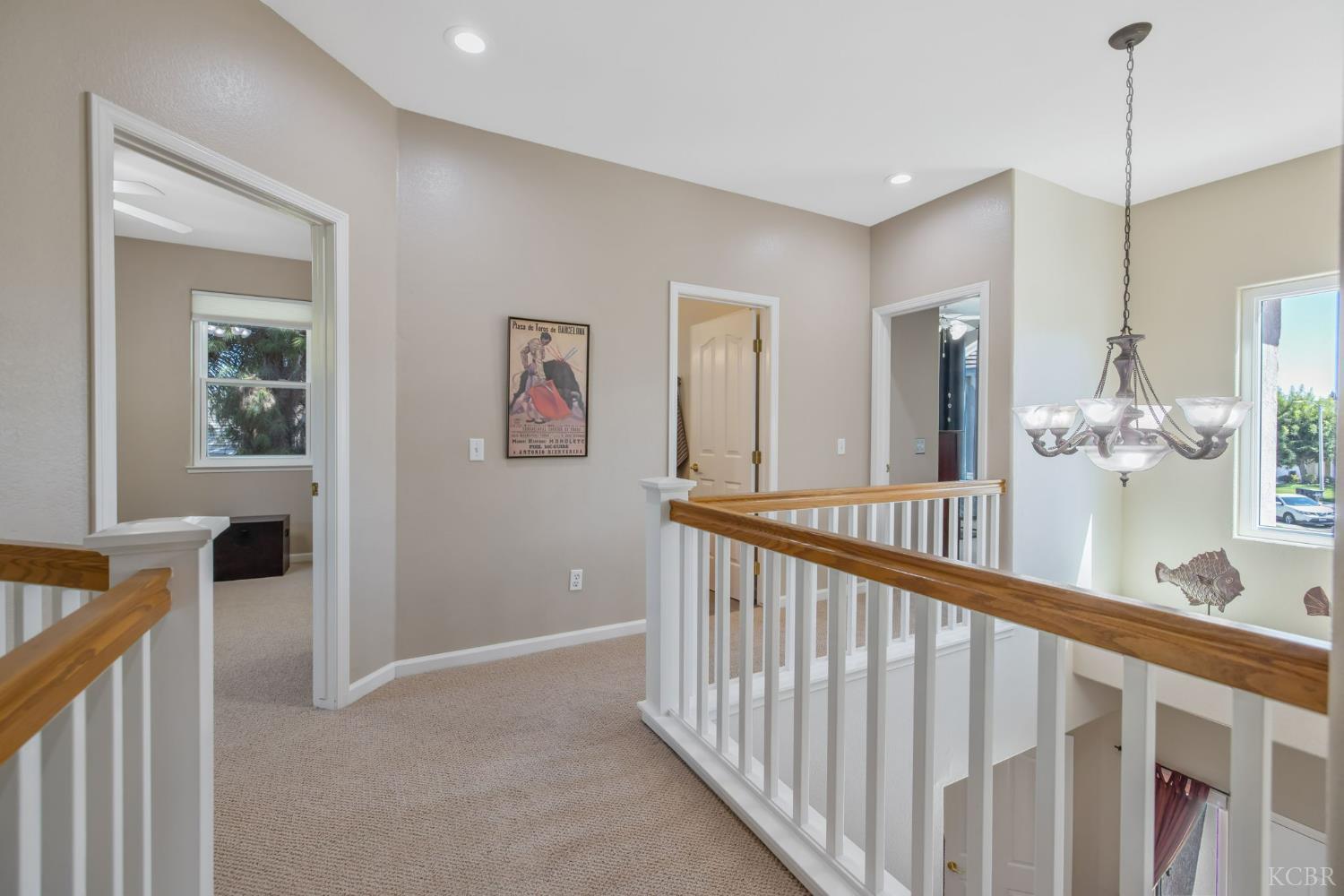 6030 W Country Ct, Visalia, CA 93277