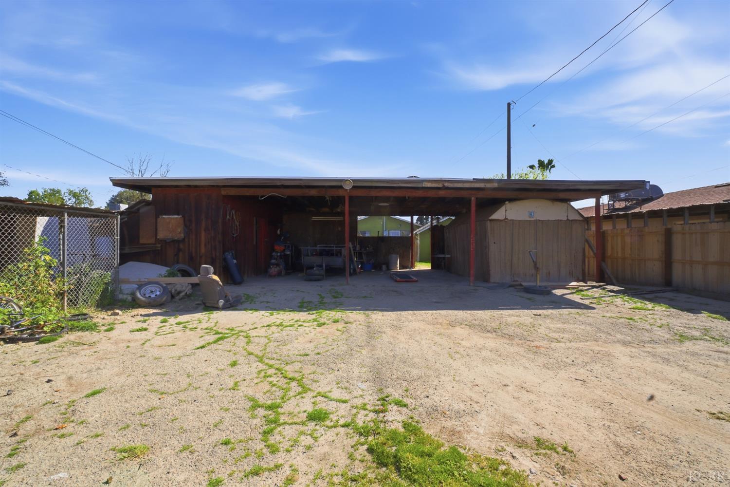 1810 Hardcastle Ave, Hanford, CA 93230