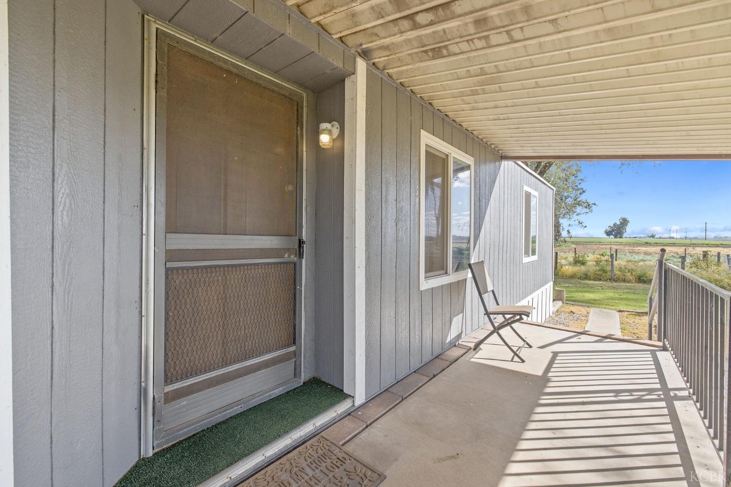 13941 9th Ave, Hanford, CA 93230