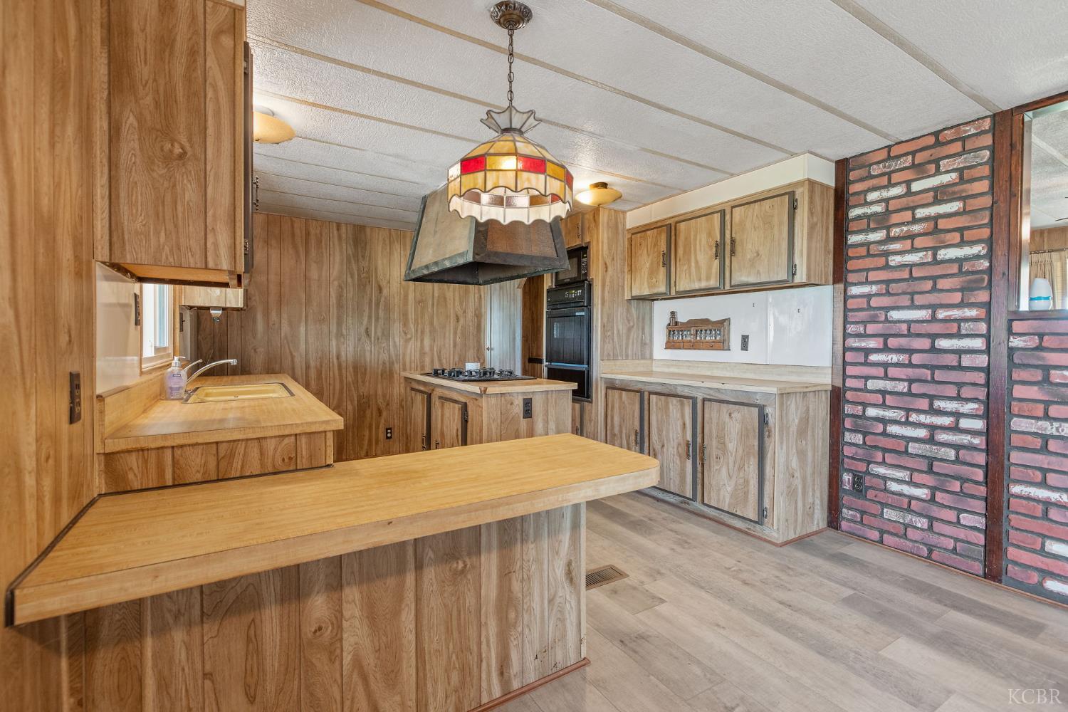 13941 9th Ave, Hanford, CA 93230