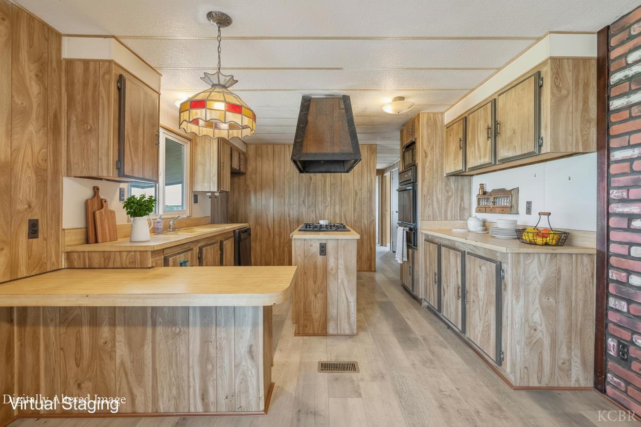 13941 9th Ave, Hanford, CA 93230