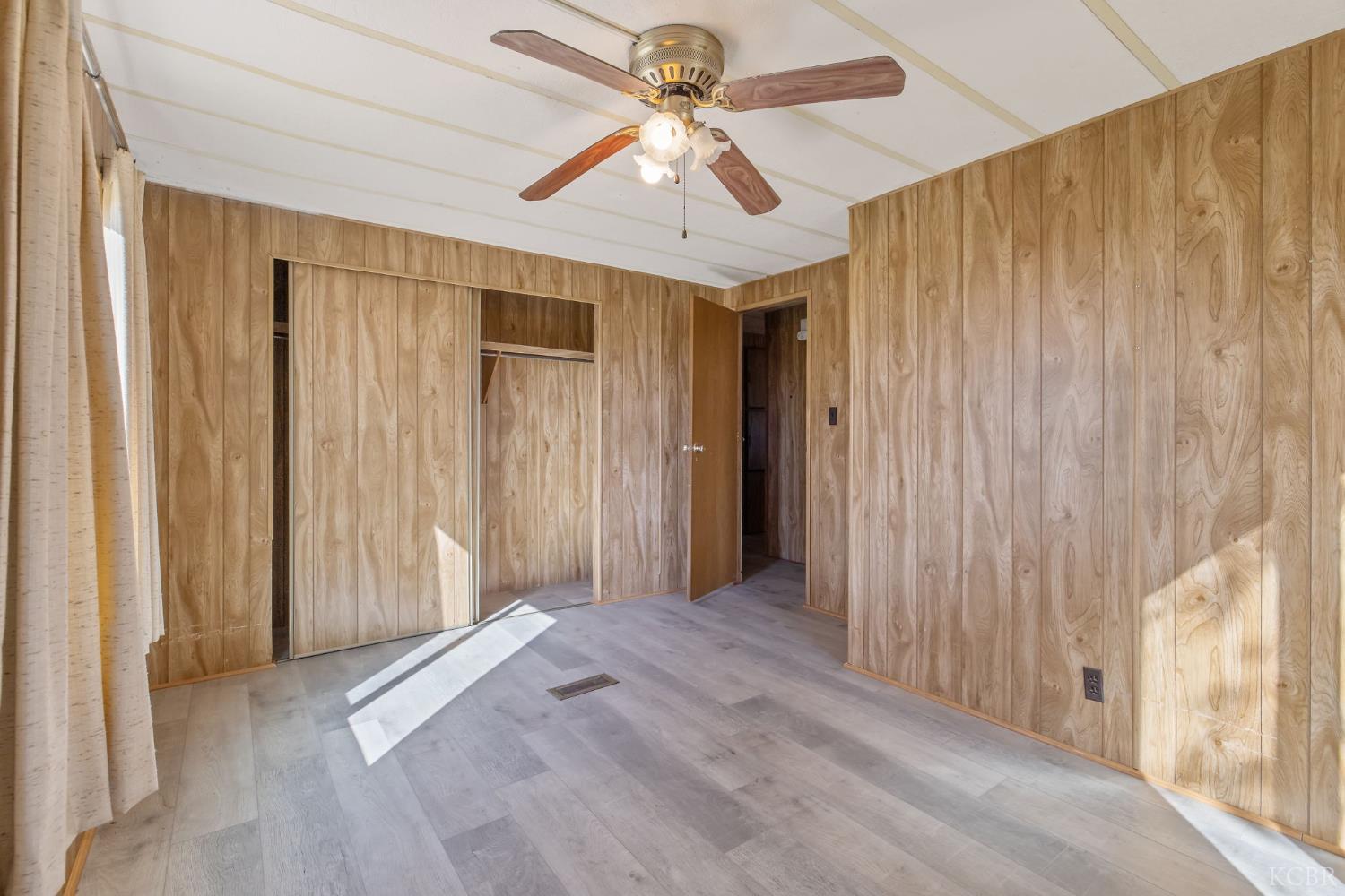 13941 9th Ave, Hanford, CA 93230