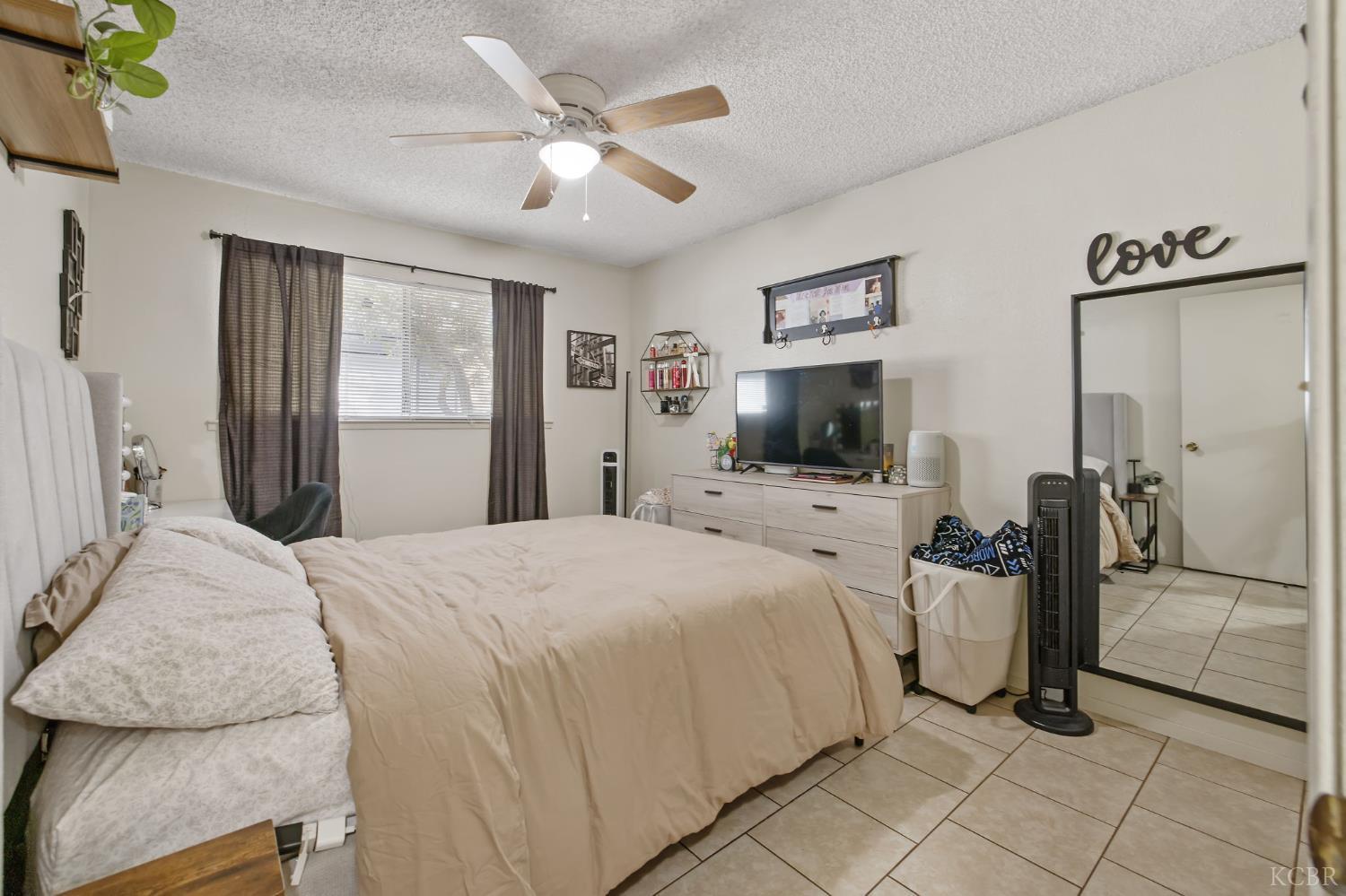 310 Center St, Hanford, CA 93230