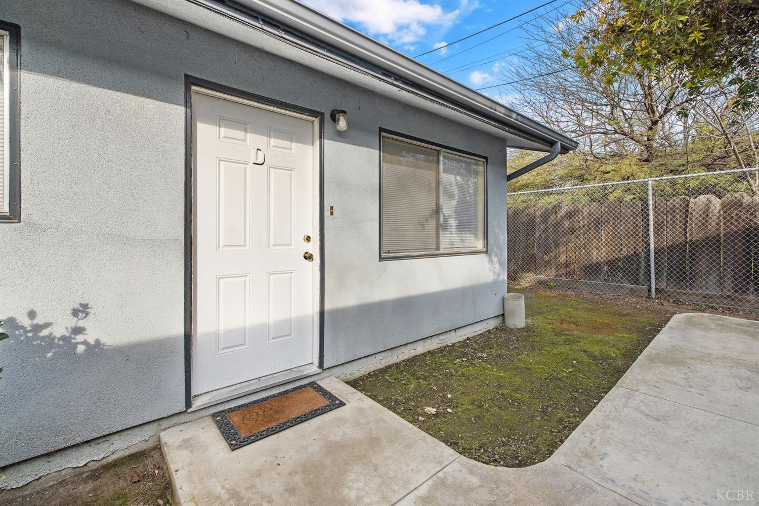 310 Center St, Hanford, CA 93230