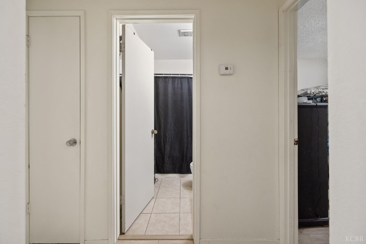 310 Center St, Hanford, CA 93230