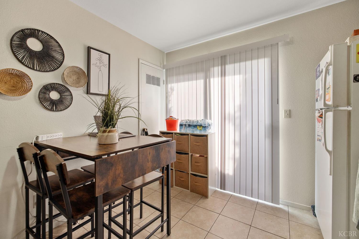 310 Center St, Hanford, CA 93230