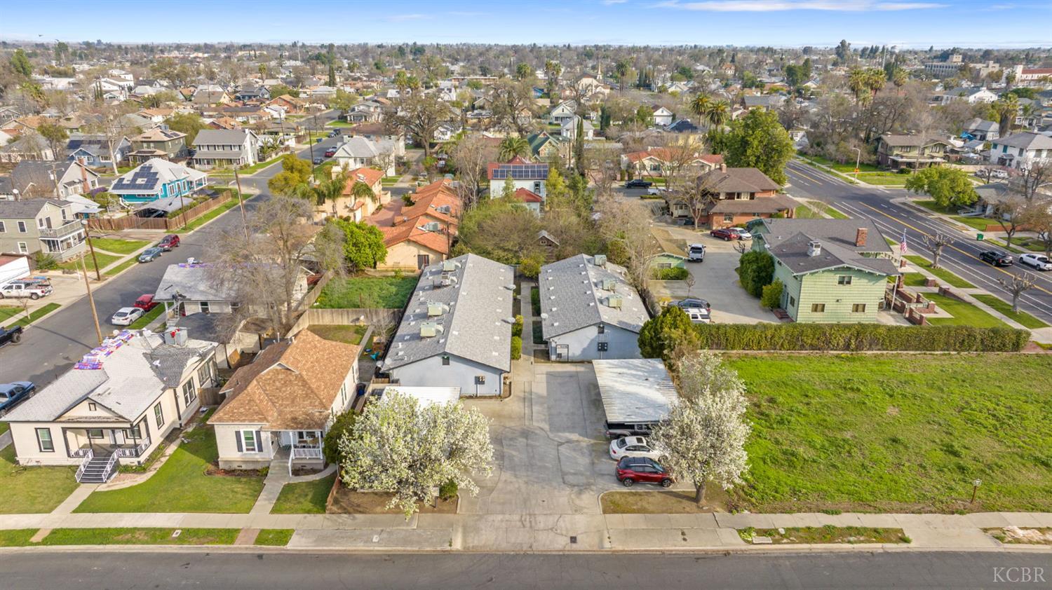 310 Center St, Hanford, CA 93230