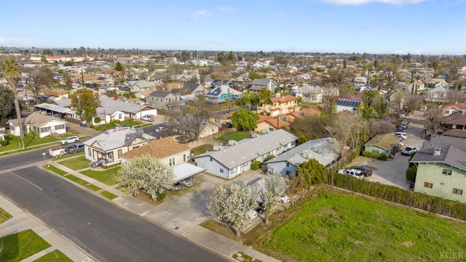 310 Center St, Hanford, CA 93230