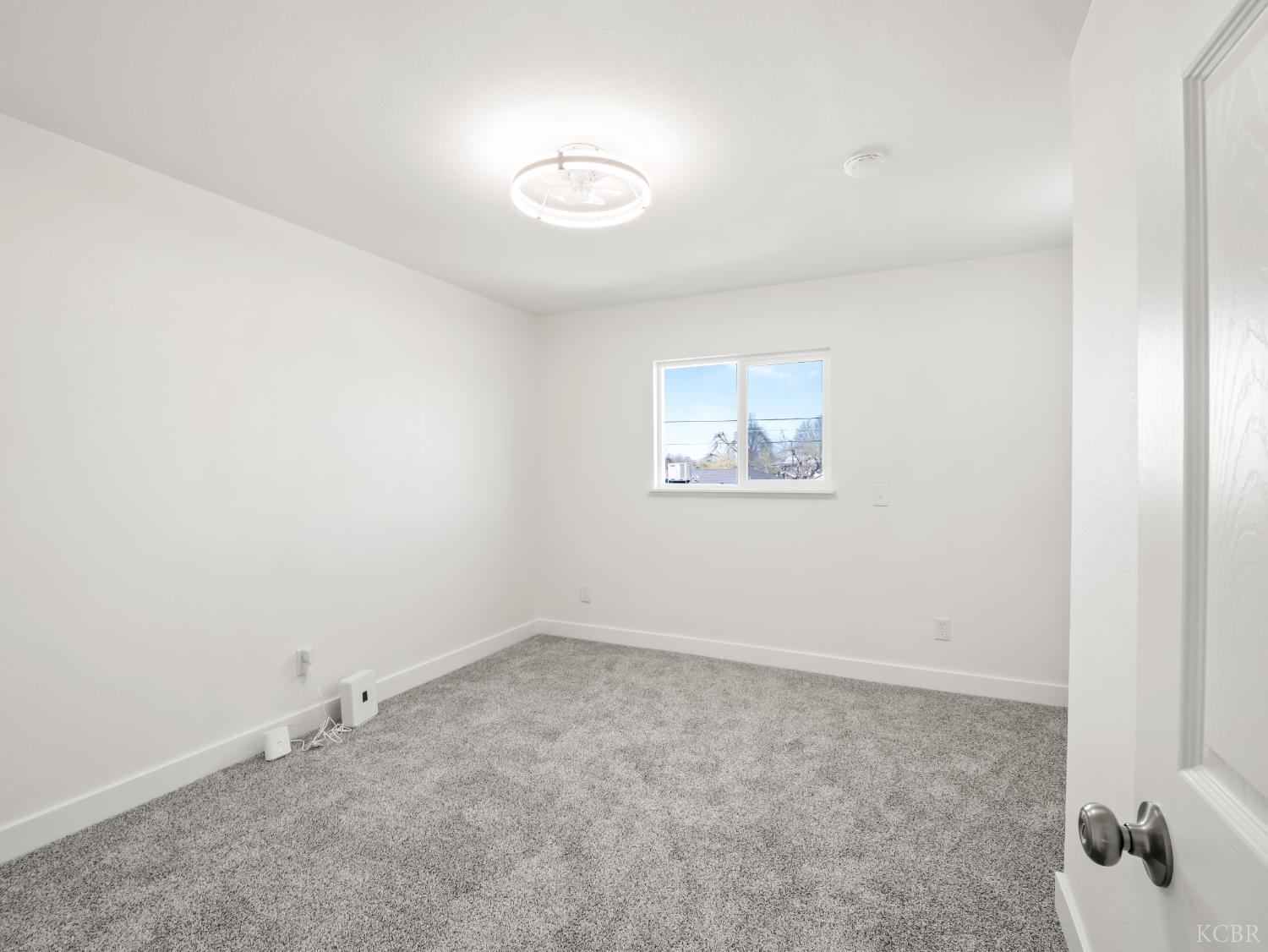 4785 E Washington Ave, Fresno, CA 93702