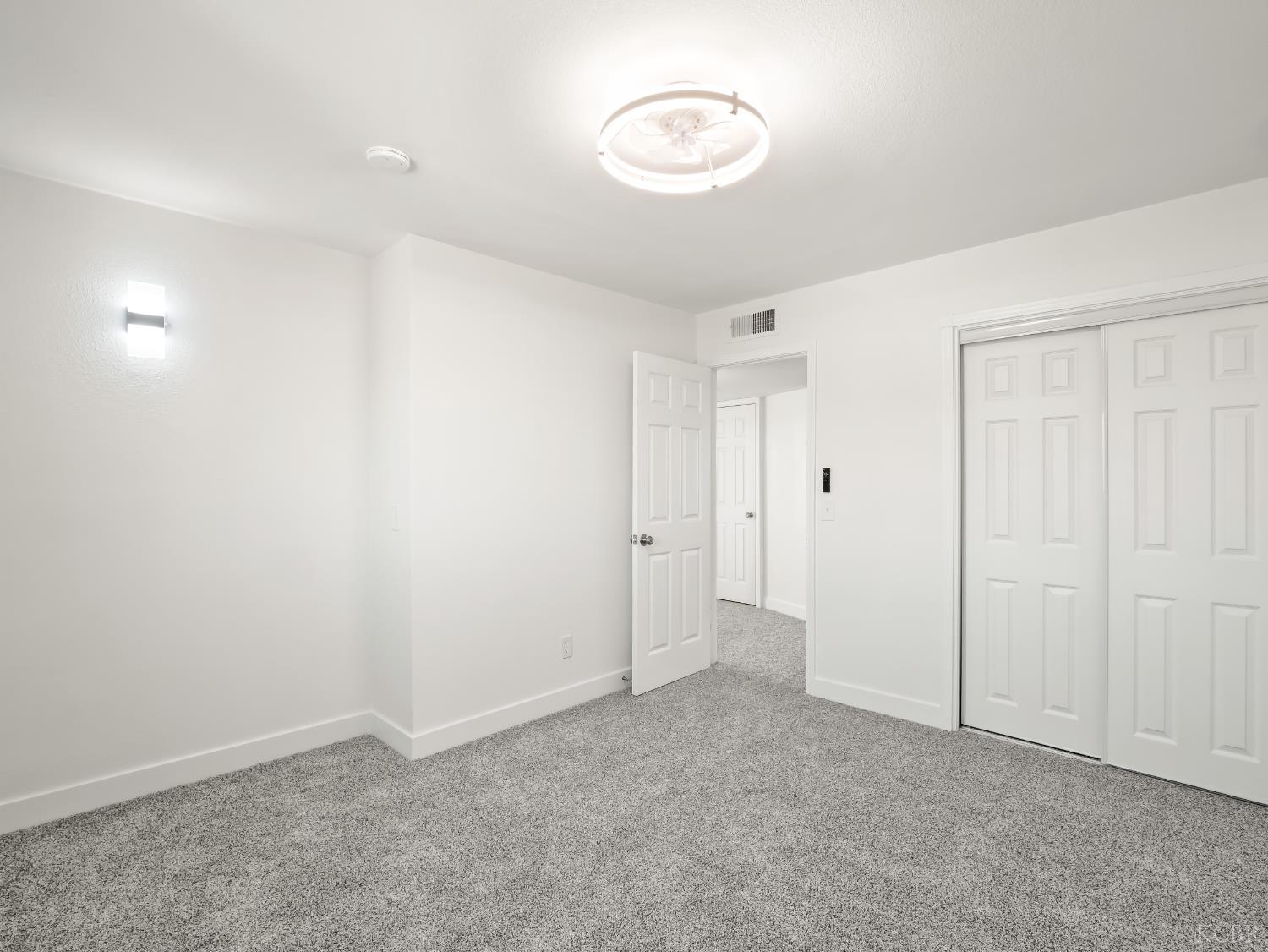 4785 E Washington Ave, Fresno, CA 93702