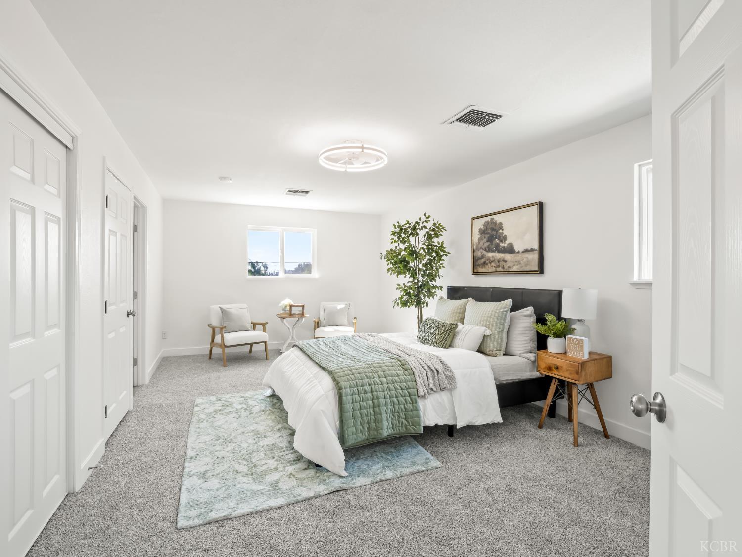 4785 E Washington Ave, Fresno, CA 93702