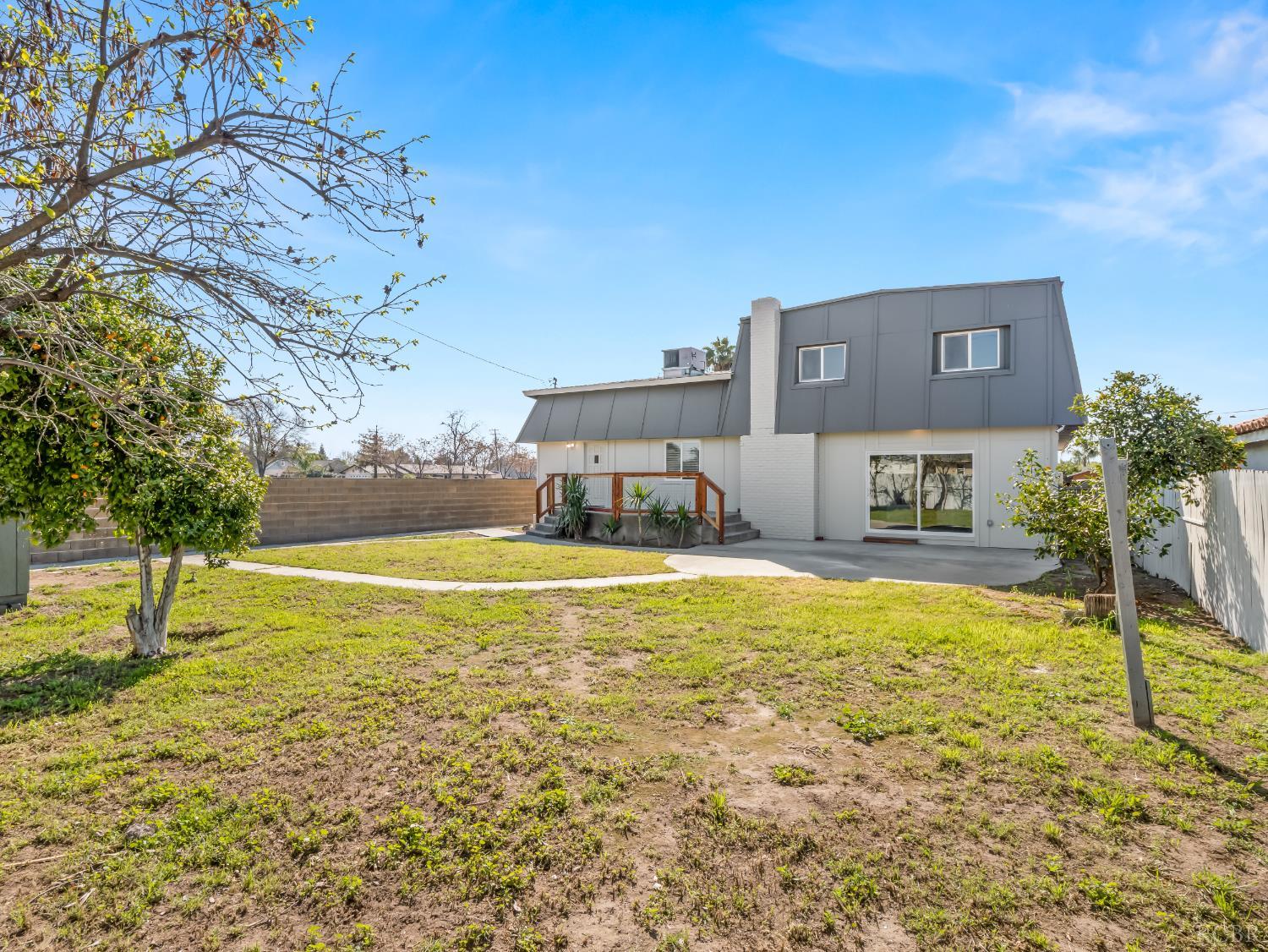 4785 E Washington Ave, Fresno, CA 93702