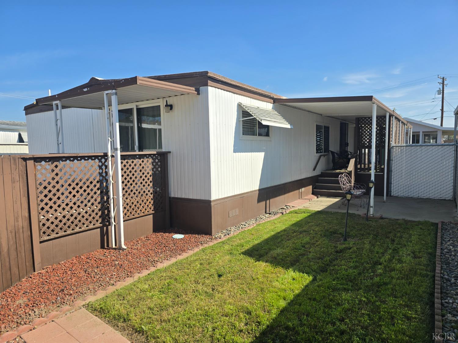 1255 W Grangeville SP 76 Blvd, Hanford, CA 93230