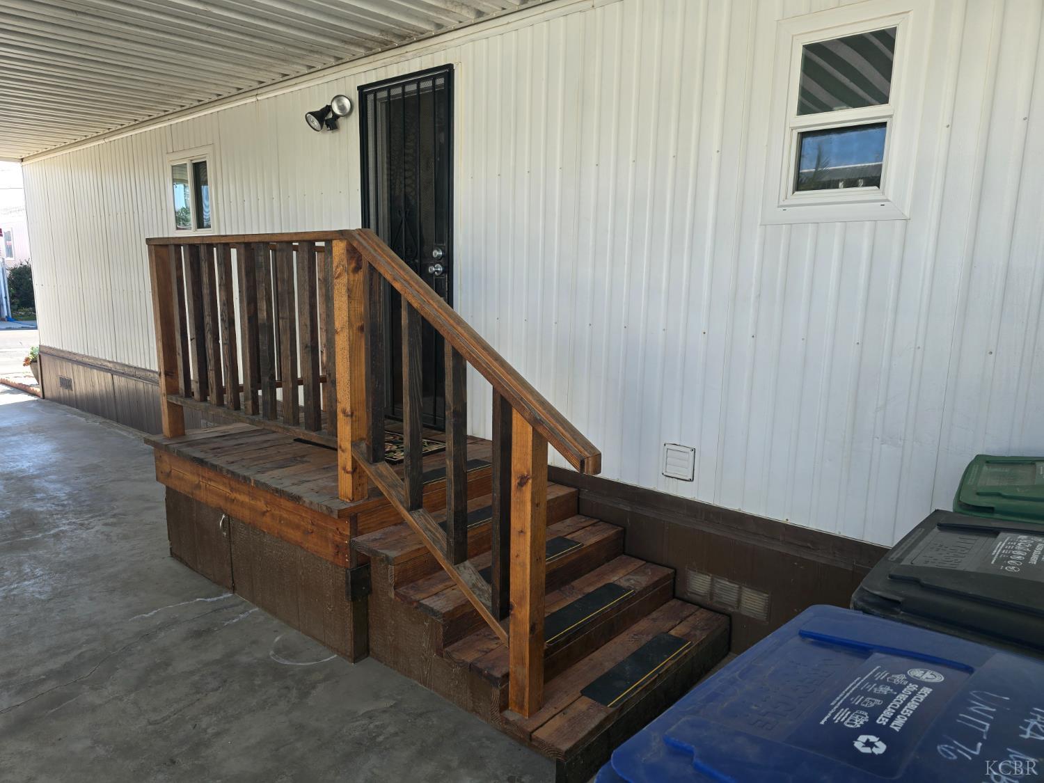 1255 W Grangeville SP 76 Blvd, Hanford, CA 93230