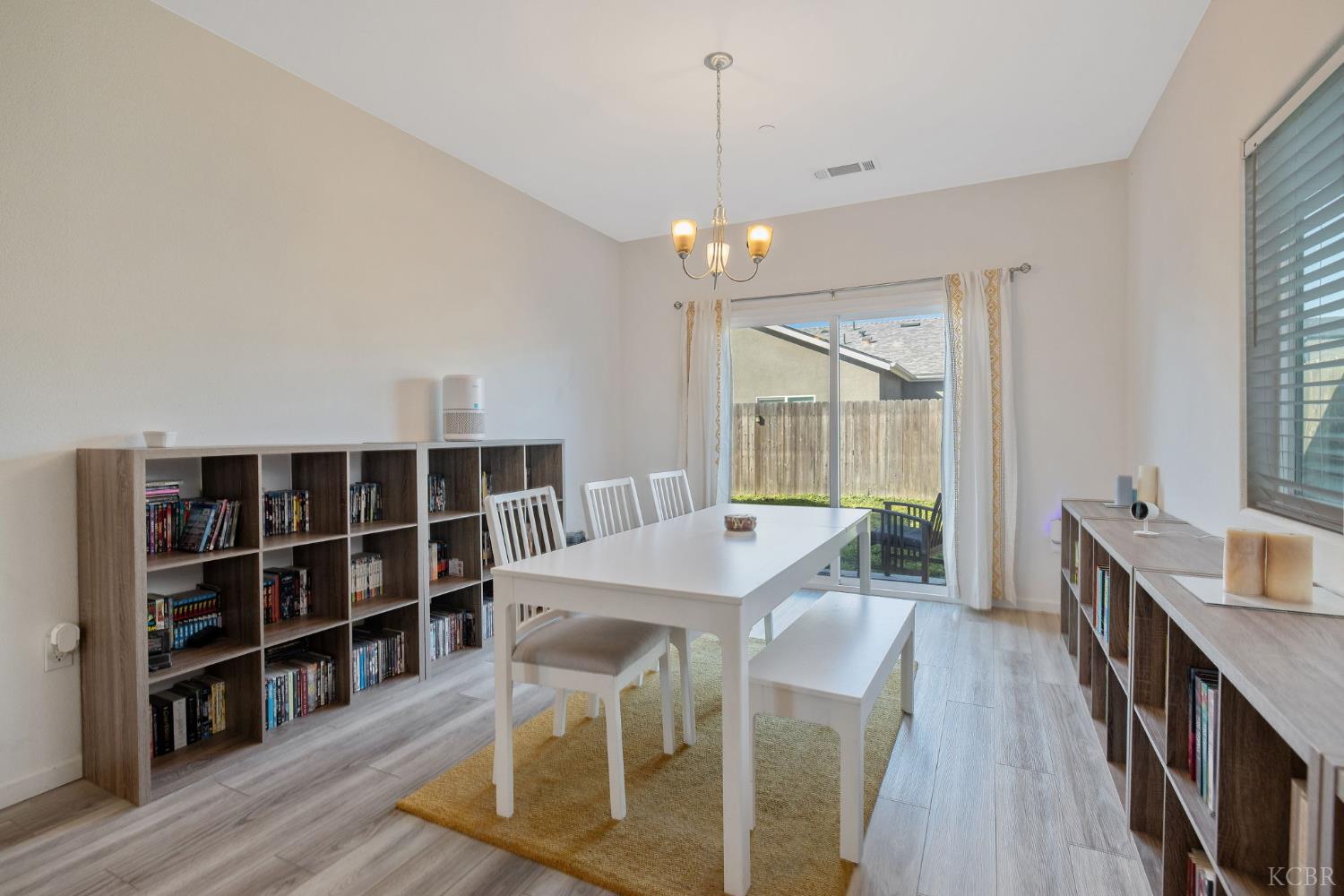 13756 Alyssum Way, Armona, CA 93202