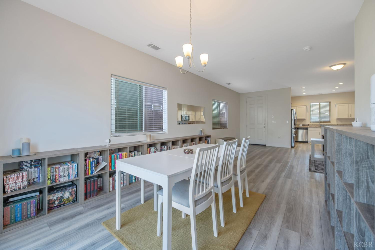 13756 Alyssum Way, Armona, CA 93202