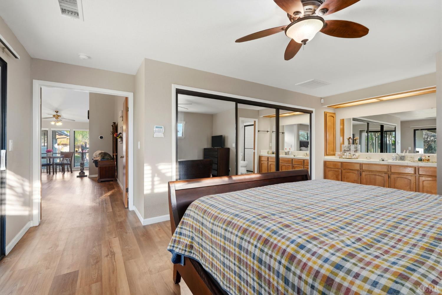 2202 Zion Way, Hanford, CA 93230