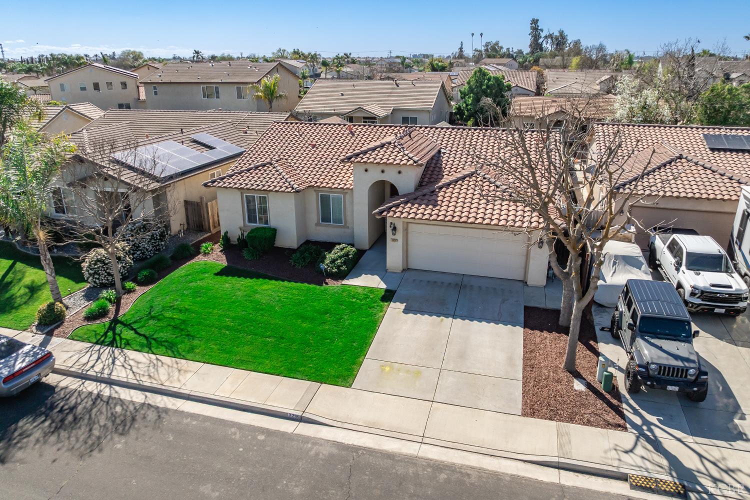 2235 Charlie Chambers Dr, Hanford, CA 93444