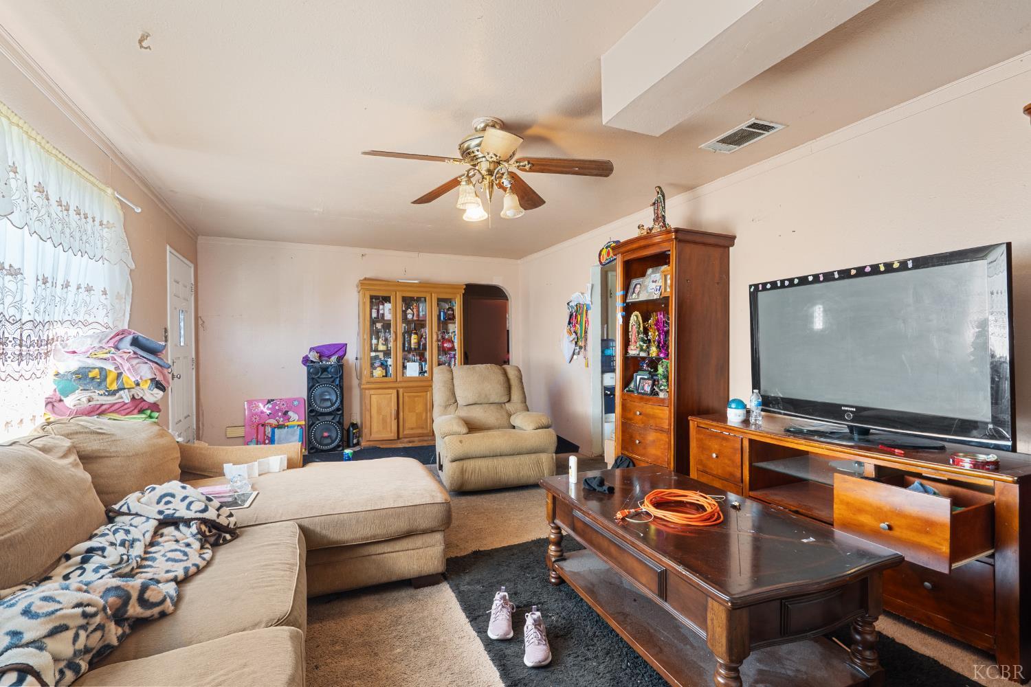 19415 Empire St, Stratford, CA 93266