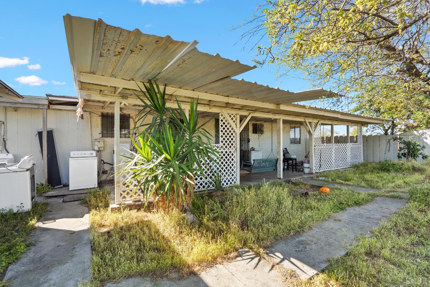 19415 Empire St, Stratford, CA 93266