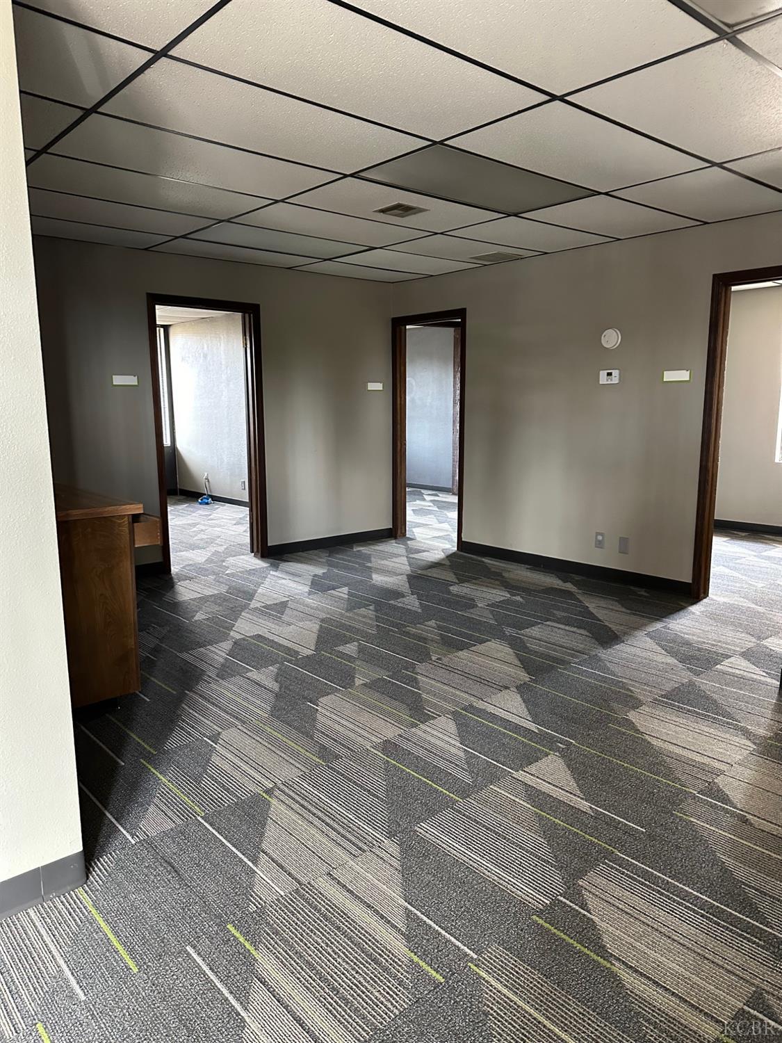 1942 S Court St, Visalia, CA 93277