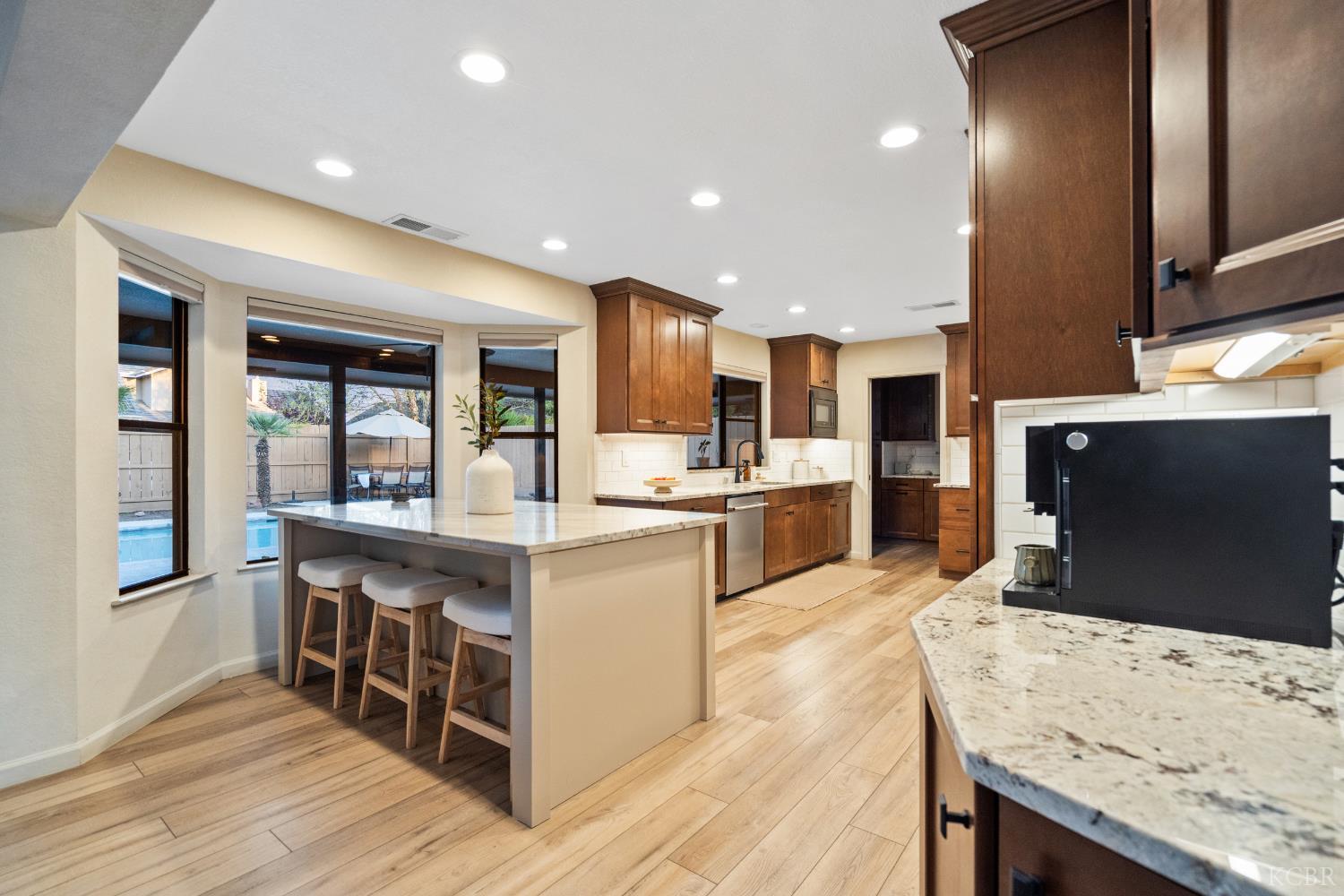 3224 S Garden St, Visalia, CA 93277