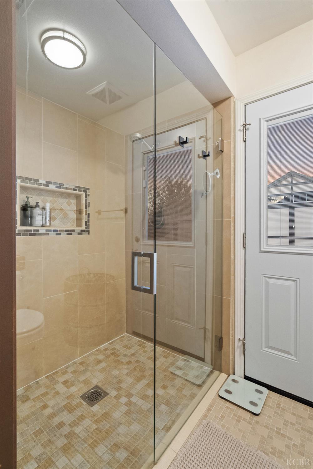 3224 S Garden St, Visalia, CA 93277