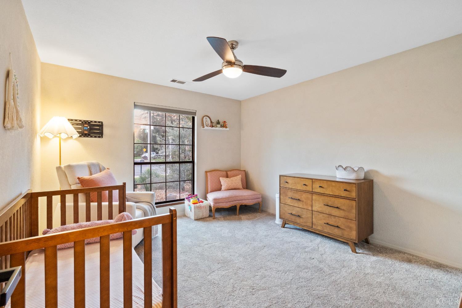 3224 S Garden St, Visalia, CA 93277