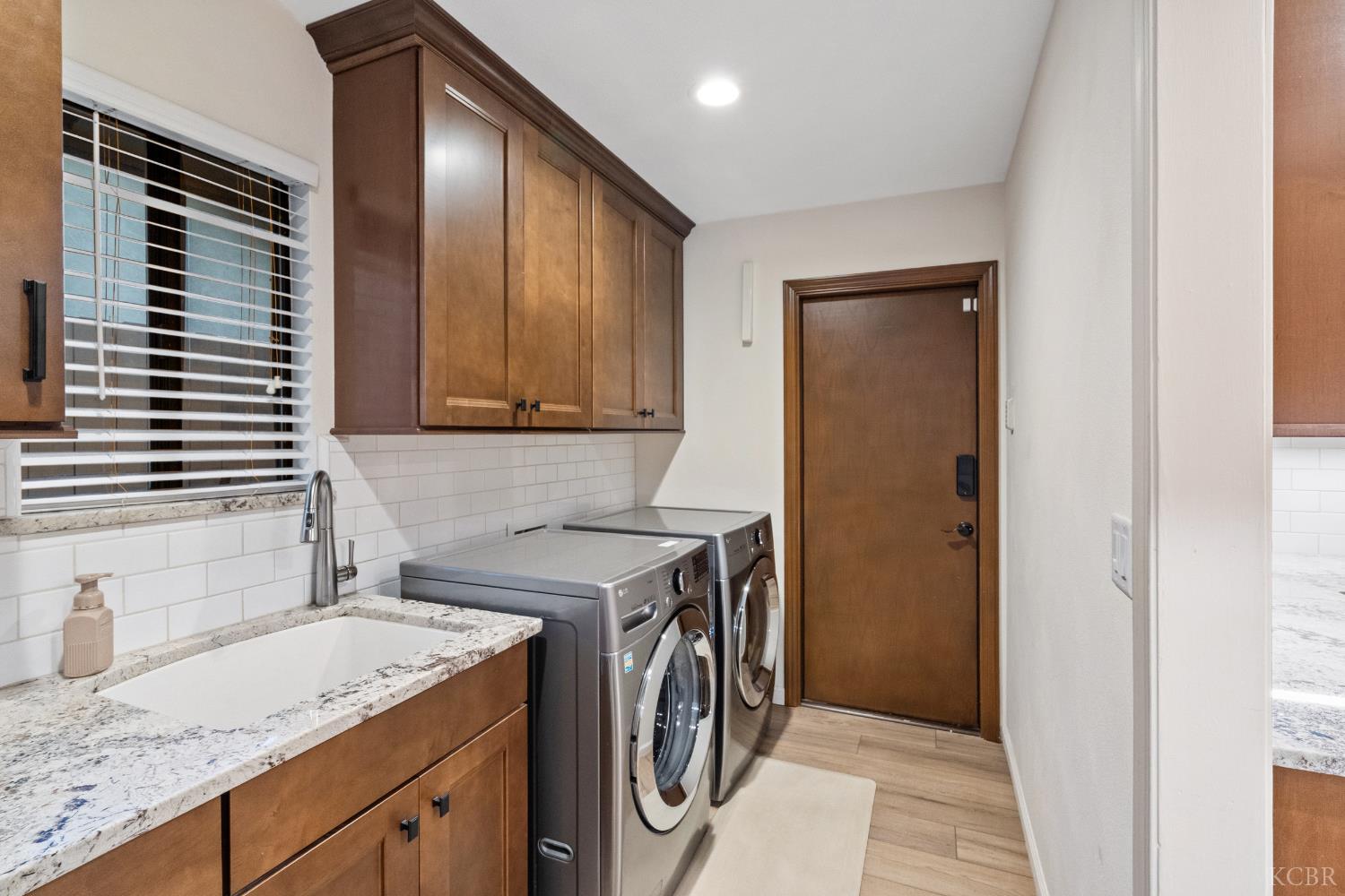 3224 S Garden St, Visalia, CA 93277