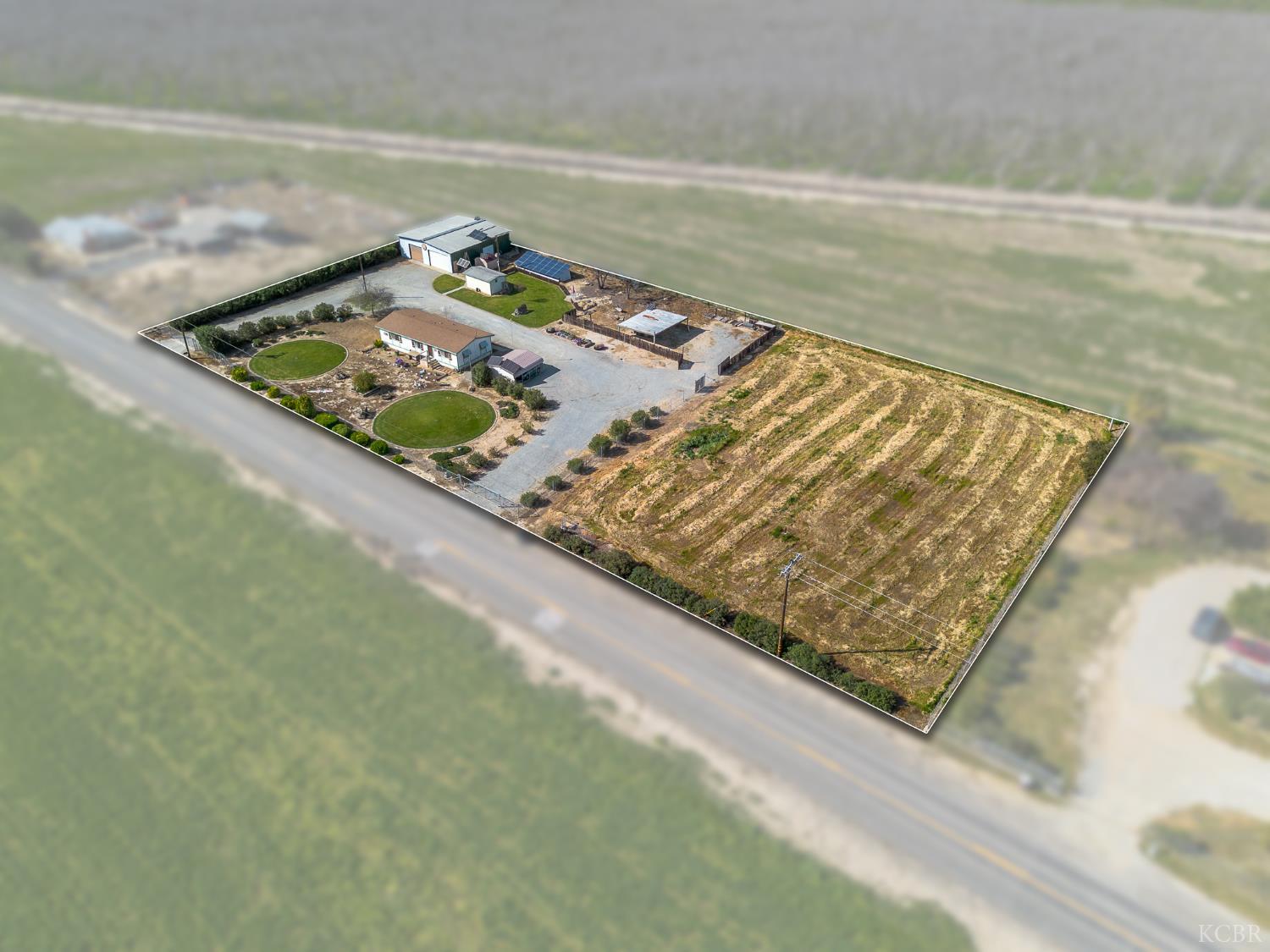 12120 Idaho Ave, Hanford, CA 93230