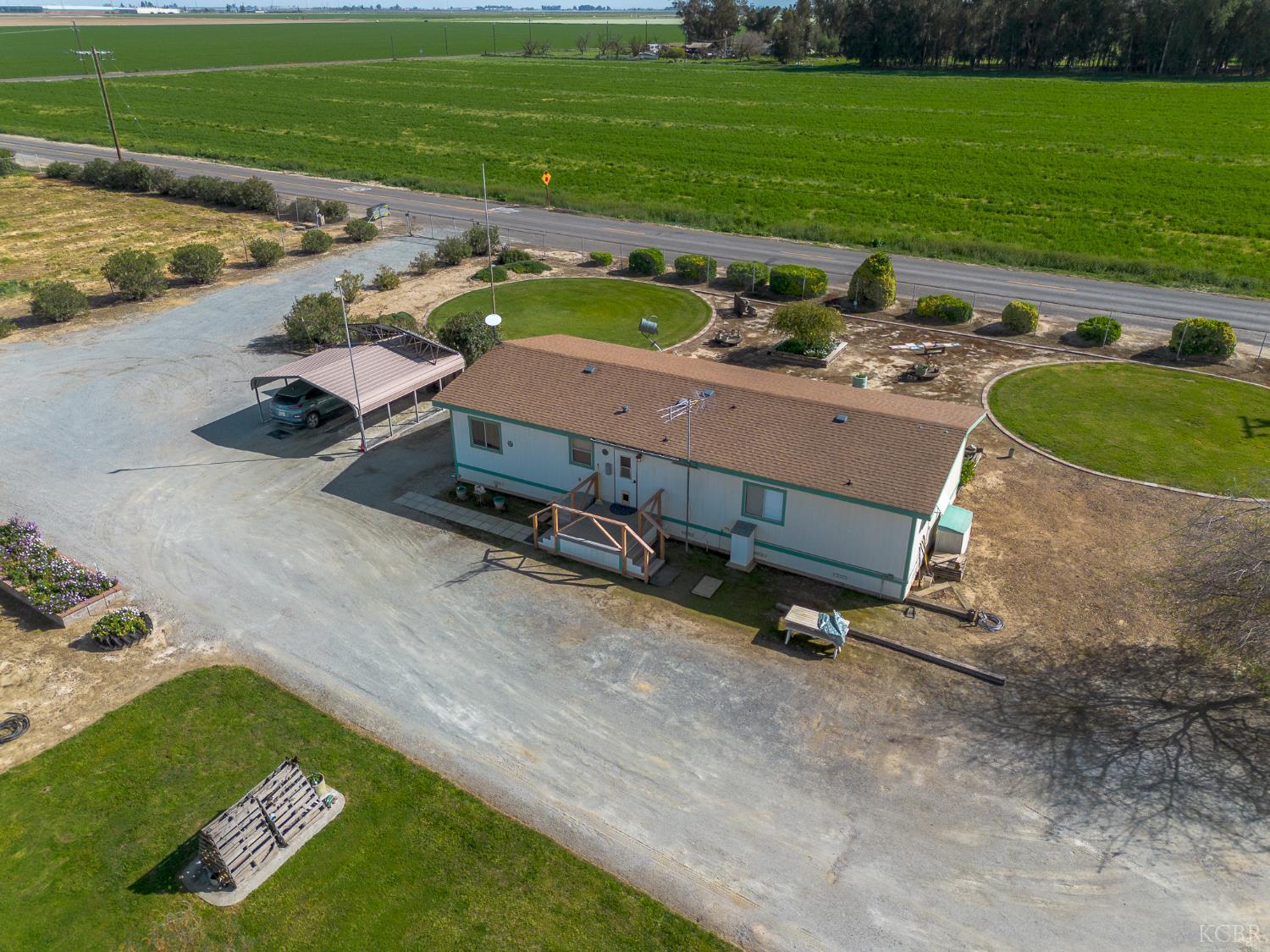 12120 Idaho Ave, Hanford, CA 93230