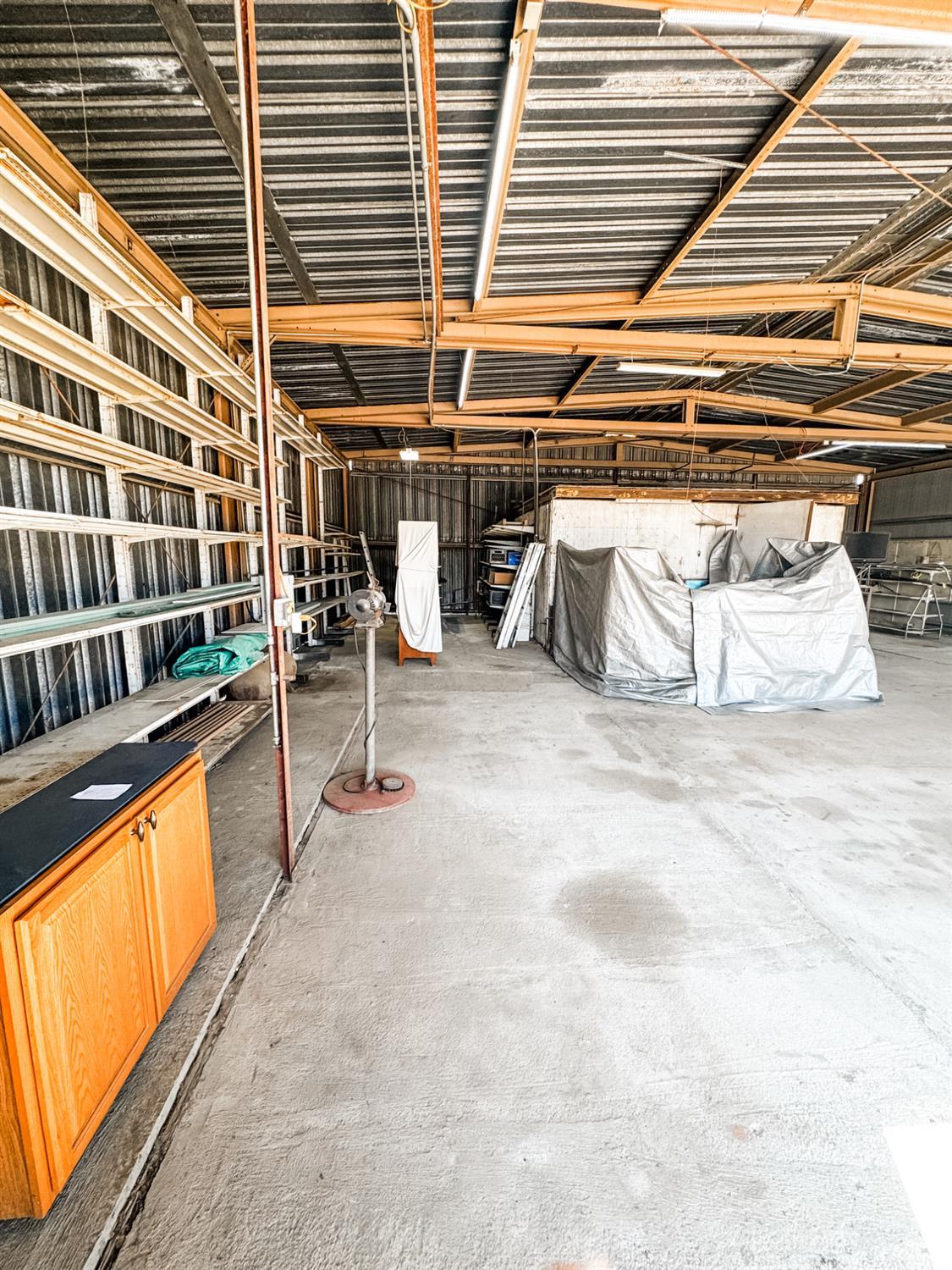 12120 Idaho Ave, Hanford, CA 93230