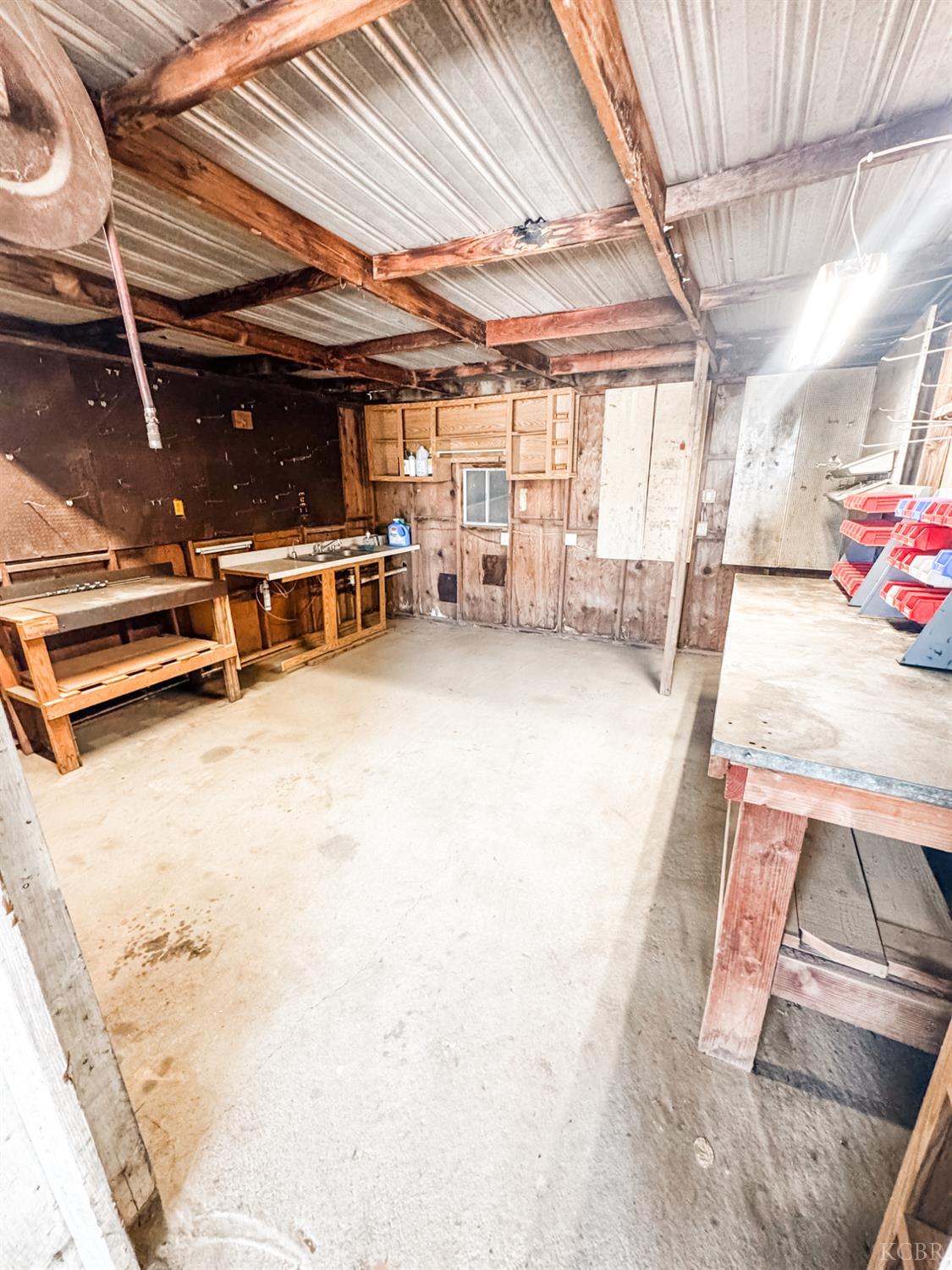 12120 Idaho Ave, Hanford, CA 93230