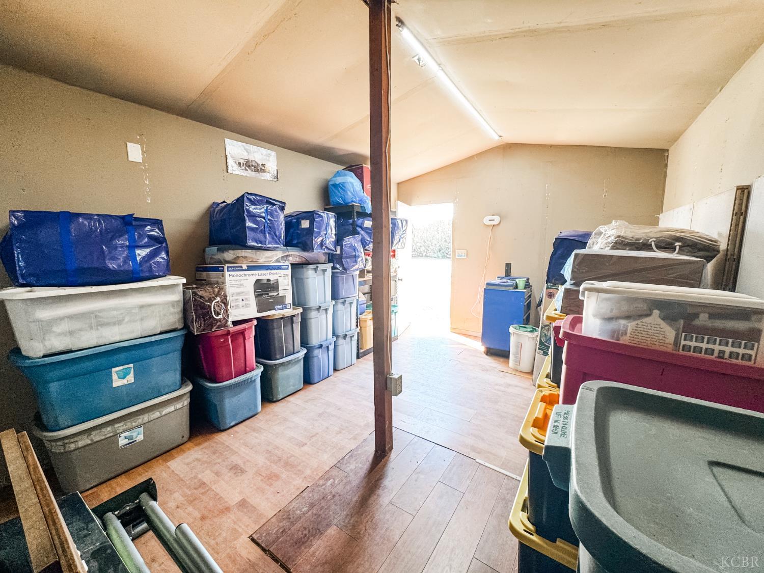 12120 Idaho Ave, Hanford, CA 93230