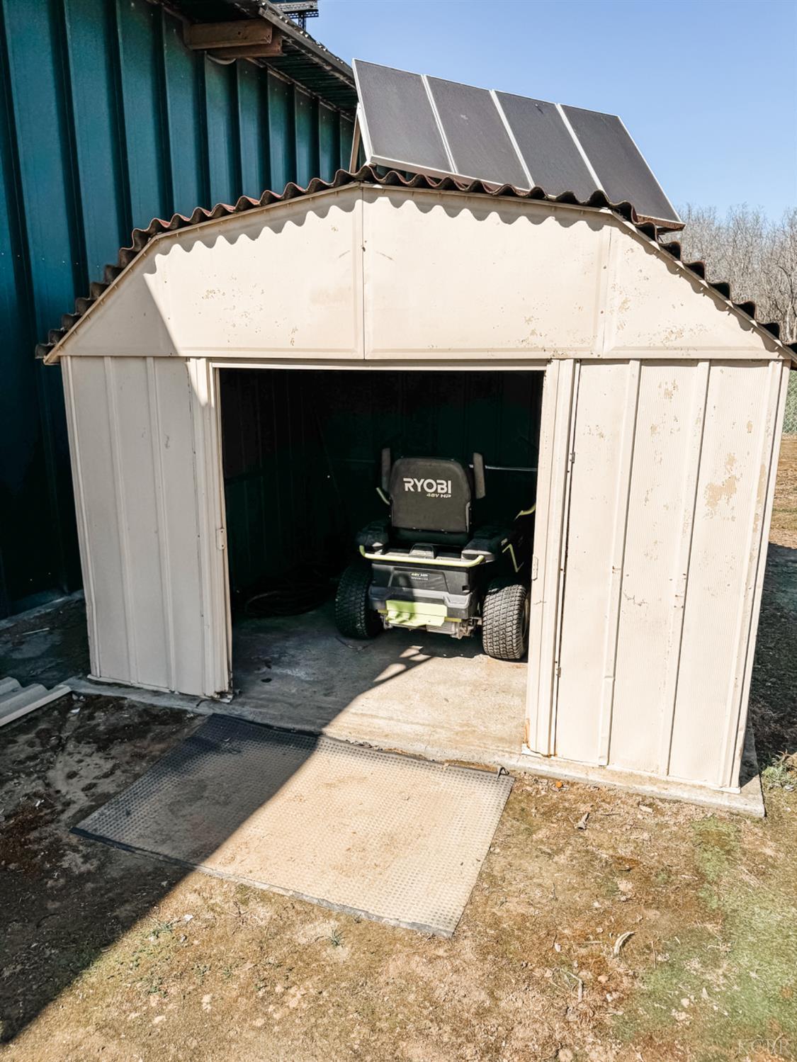 12120 Idaho Ave, Hanford, CA 93230