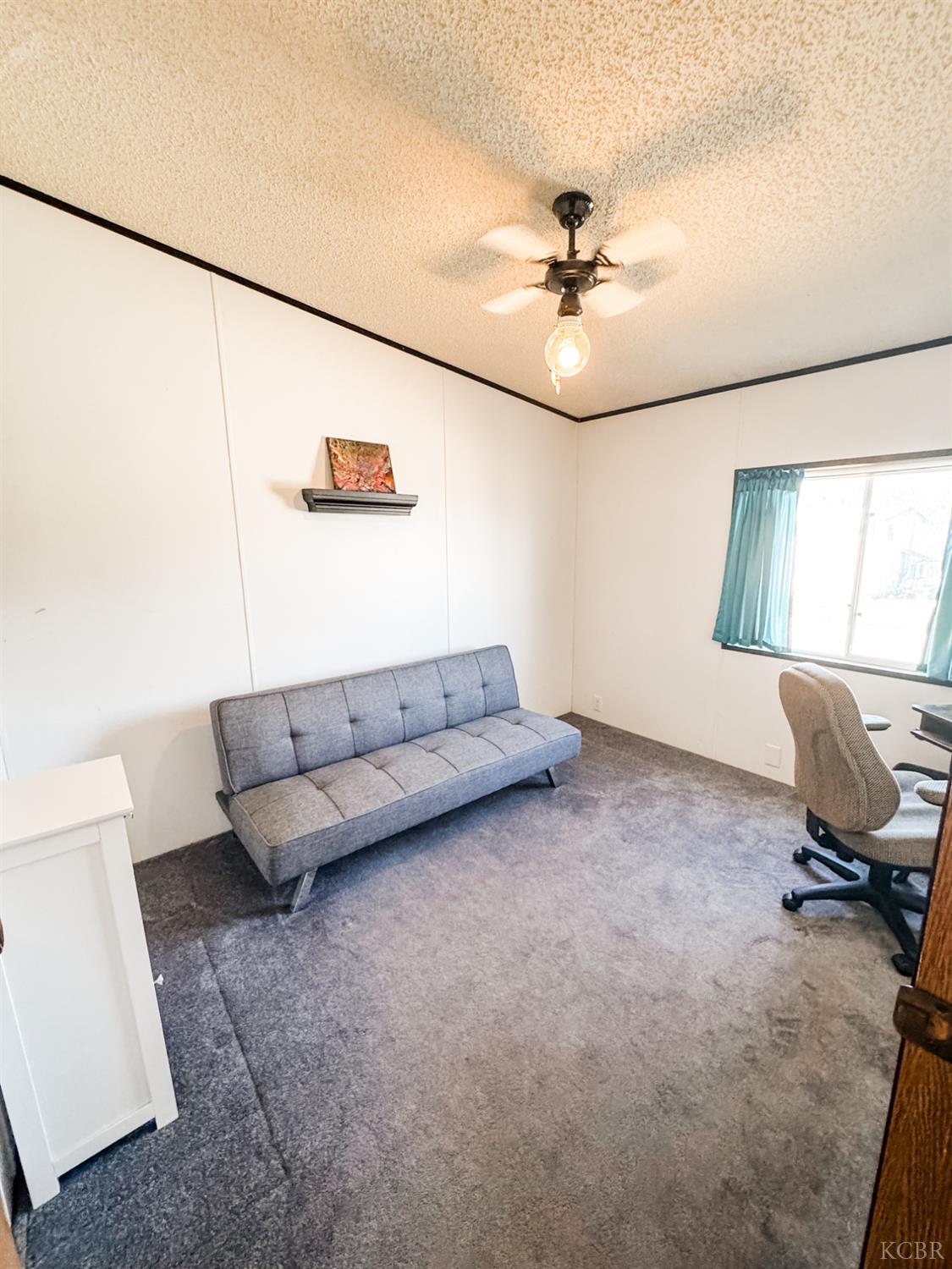 12120 Idaho Ave, Hanford, CA 93230