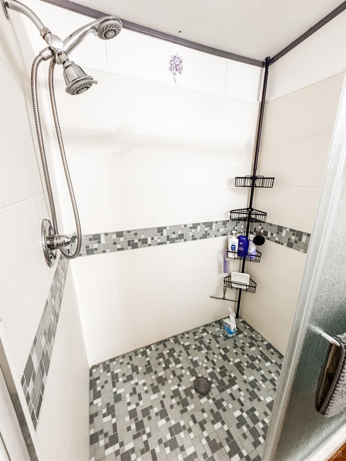 12120 Idaho Ave, Hanford, CA 93230