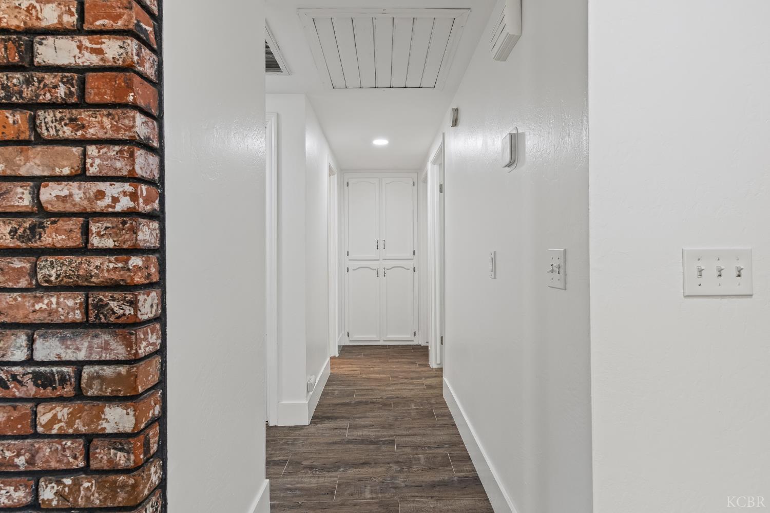 3230 W Pryor, Visalia, CA 93277