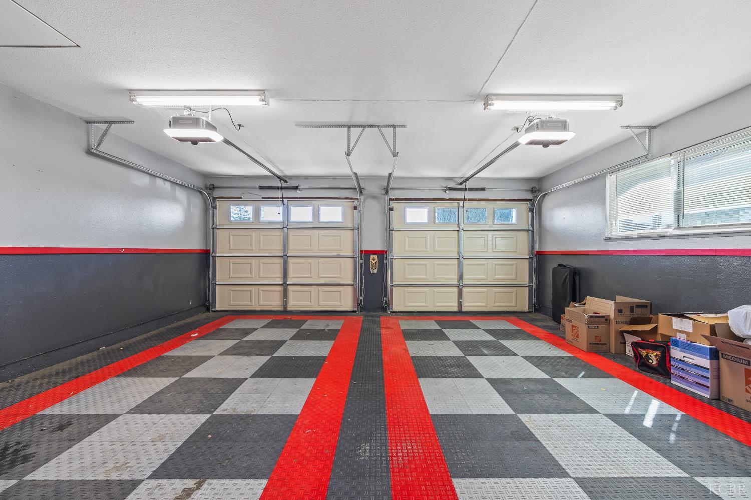 3230 W Pryor, Visalia, CA 93277