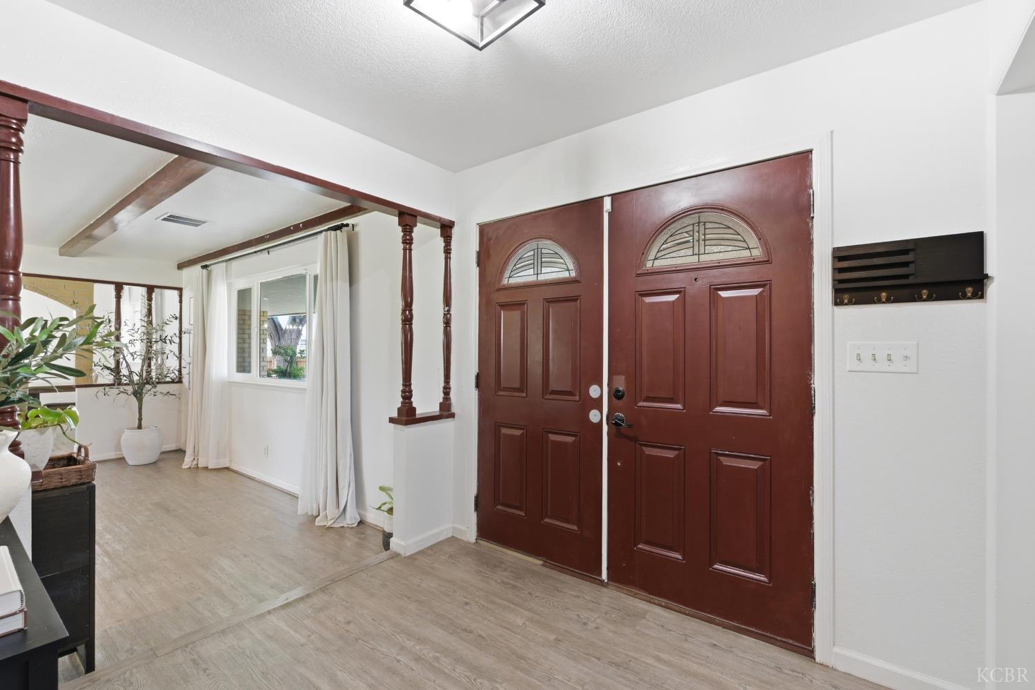 8895 14th Avenue, Hanford, CA 93230