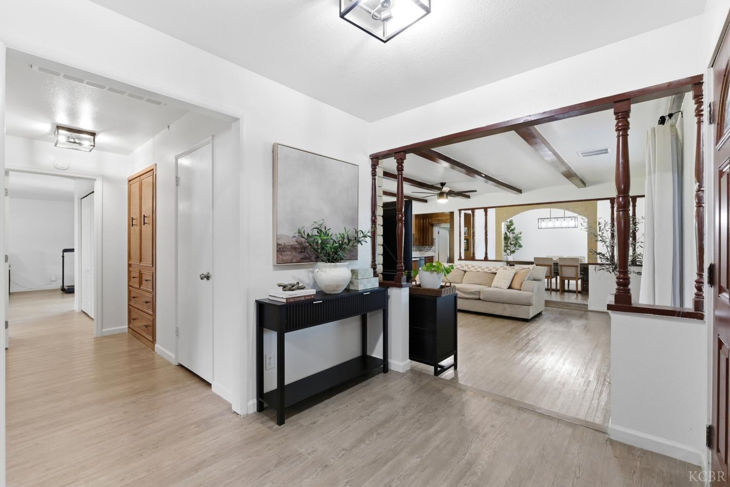 8895 14th Avenue, Hanford, CA 93230