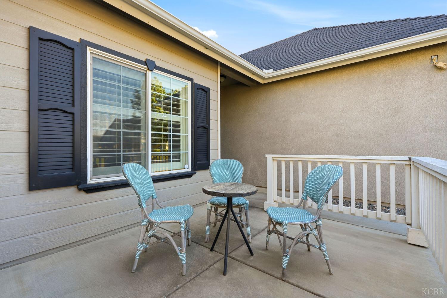 1005 Jubilee Ct, Lemoore, CA 93245