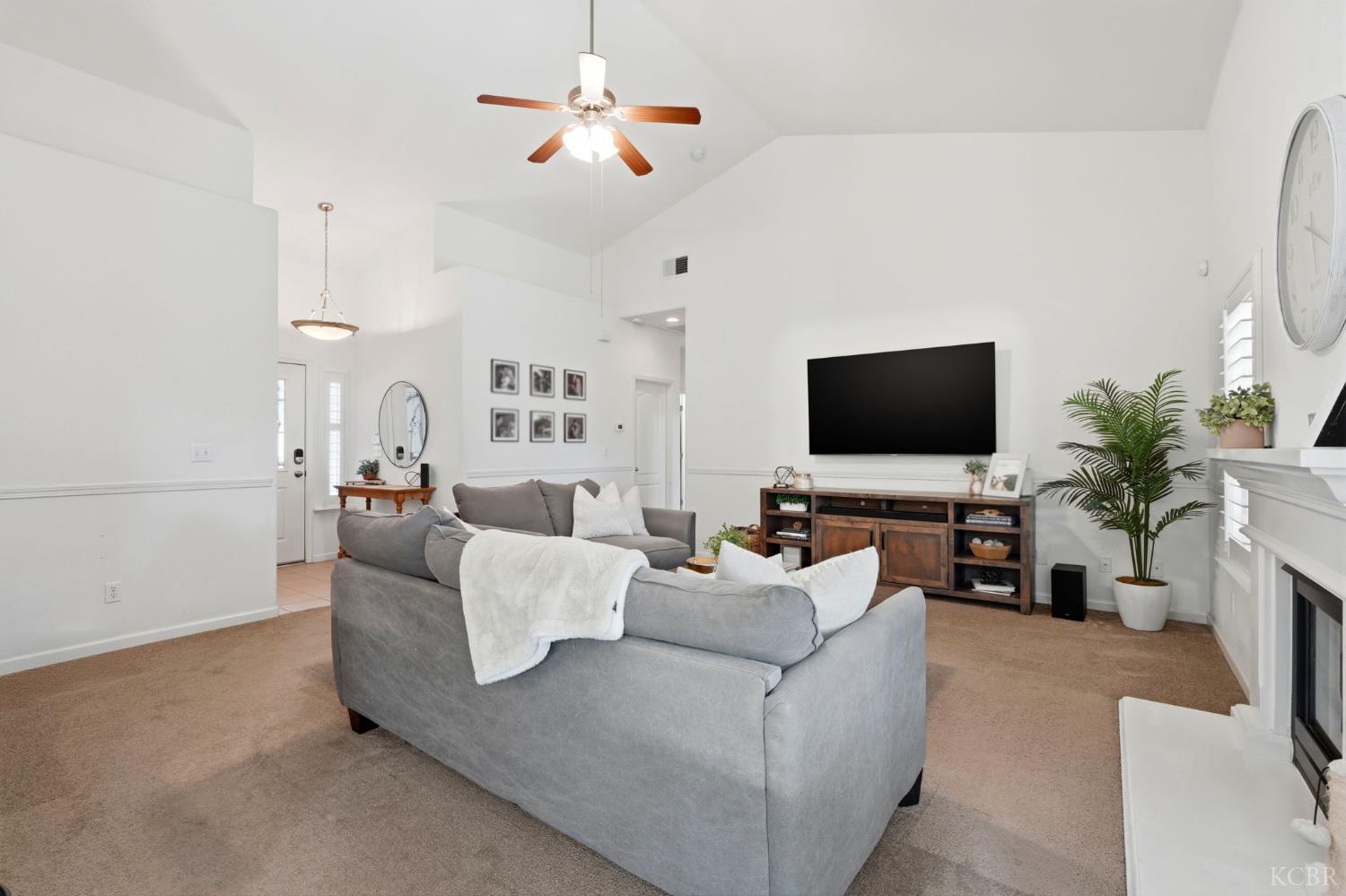 1005 Jubilee Ct, Lemoore, CA 93245