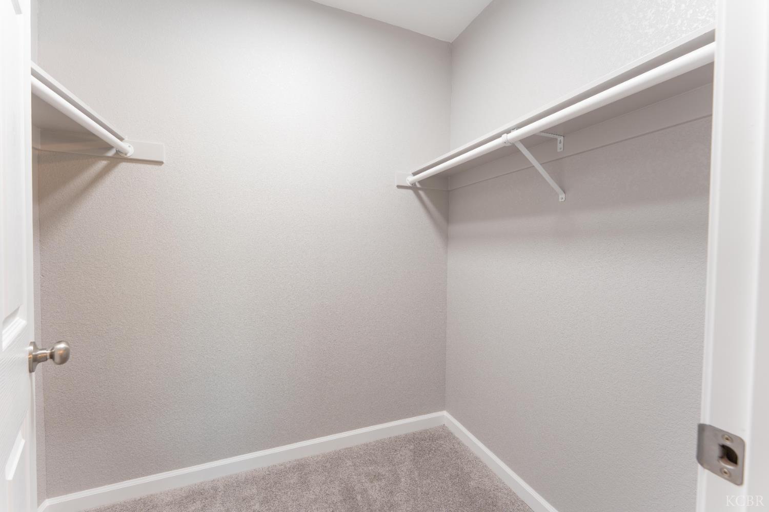 7380 14th Ave, Hanford, CA 93230